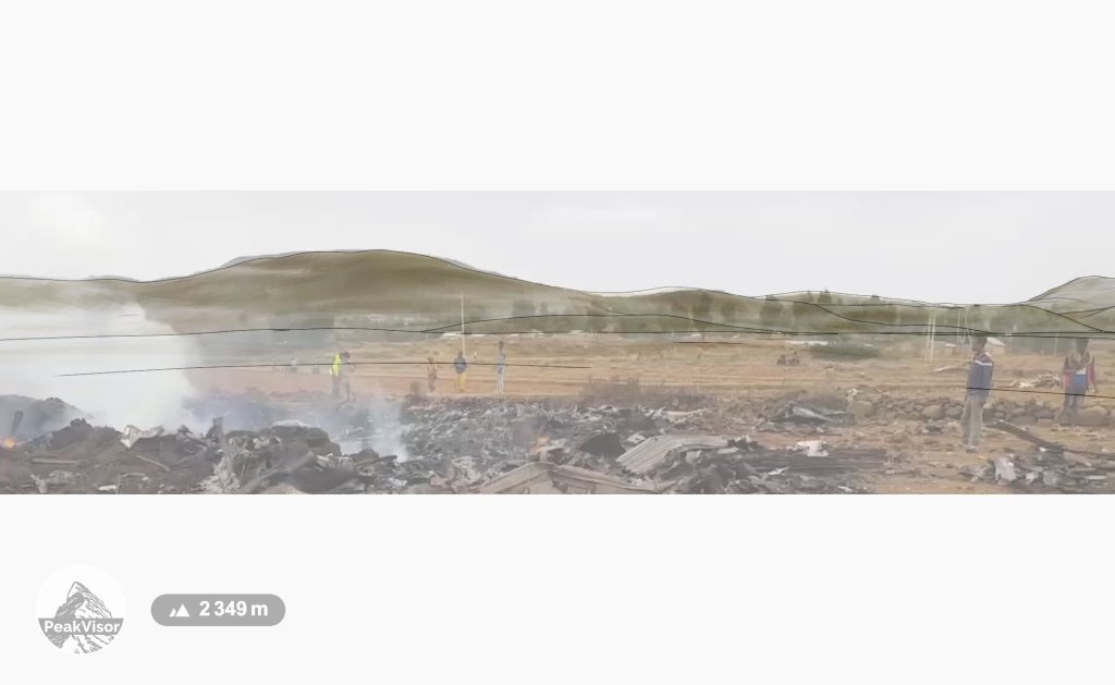 Map showing Google Earth close, PeakVisor almost exact